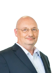 ralf schellhase freisteller